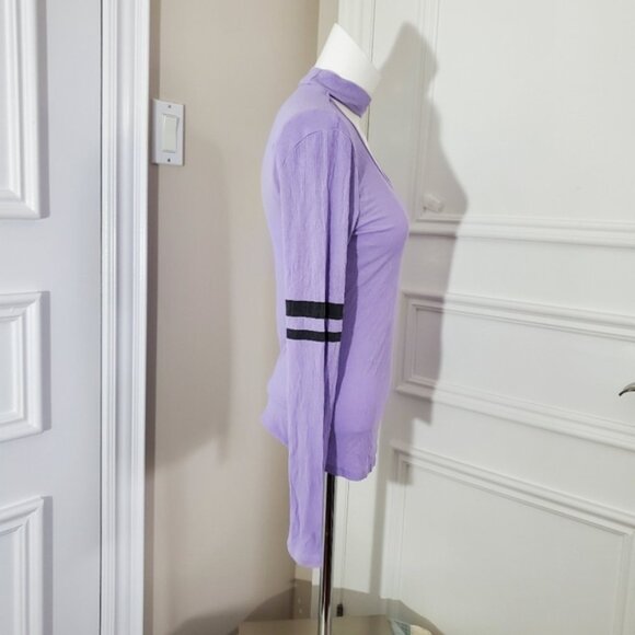 Lavender Retro Ring Neck Varsity Stripe Top - Picture 4 of 9